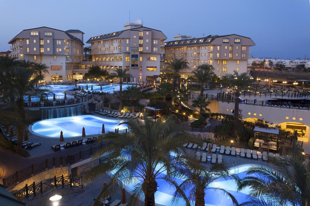 Novum Garden Side Hotel Ngoại thất bức ảnh